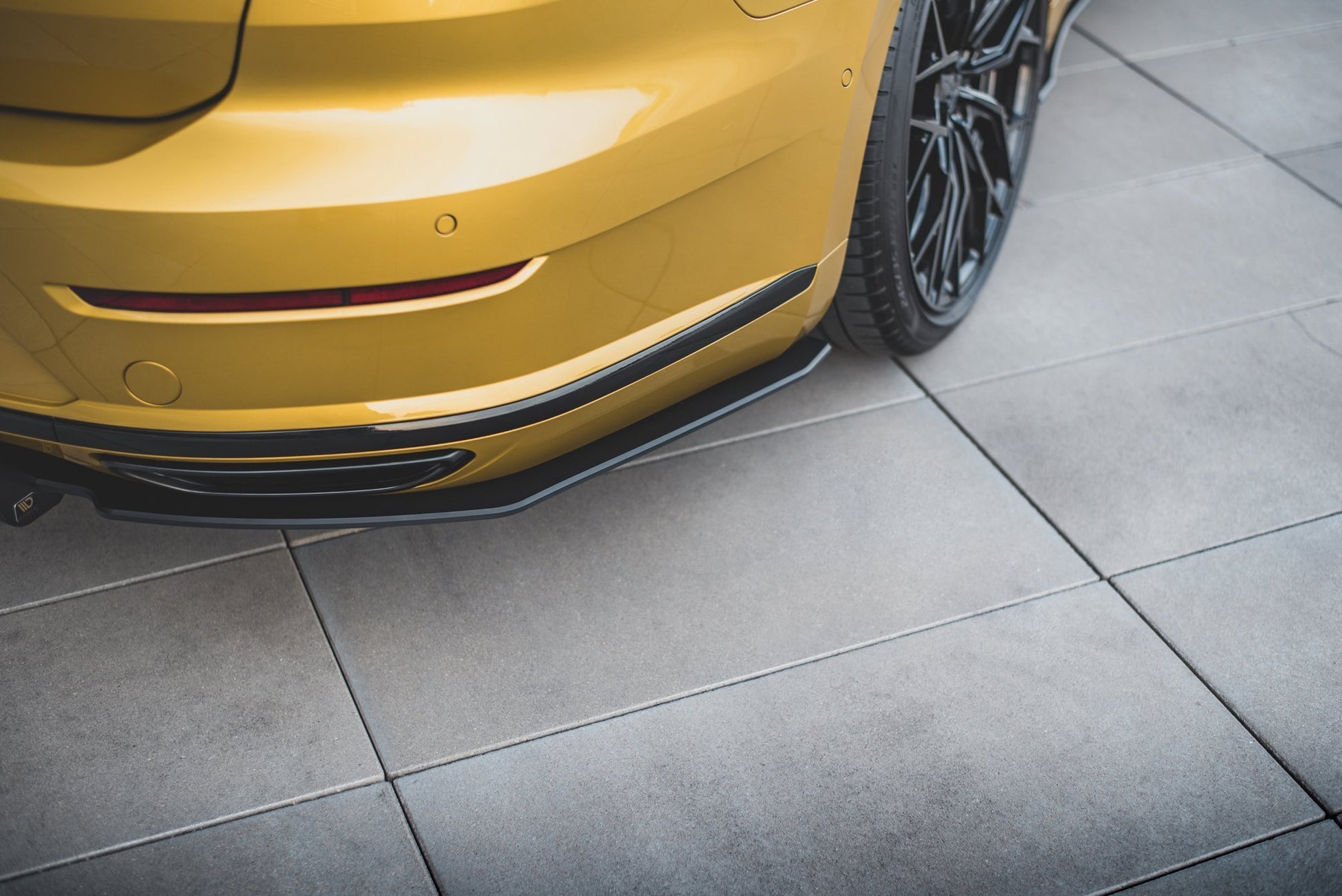Robuste Racing Diffusor Heck Ansatz für Volkswagen Arteon R-Line