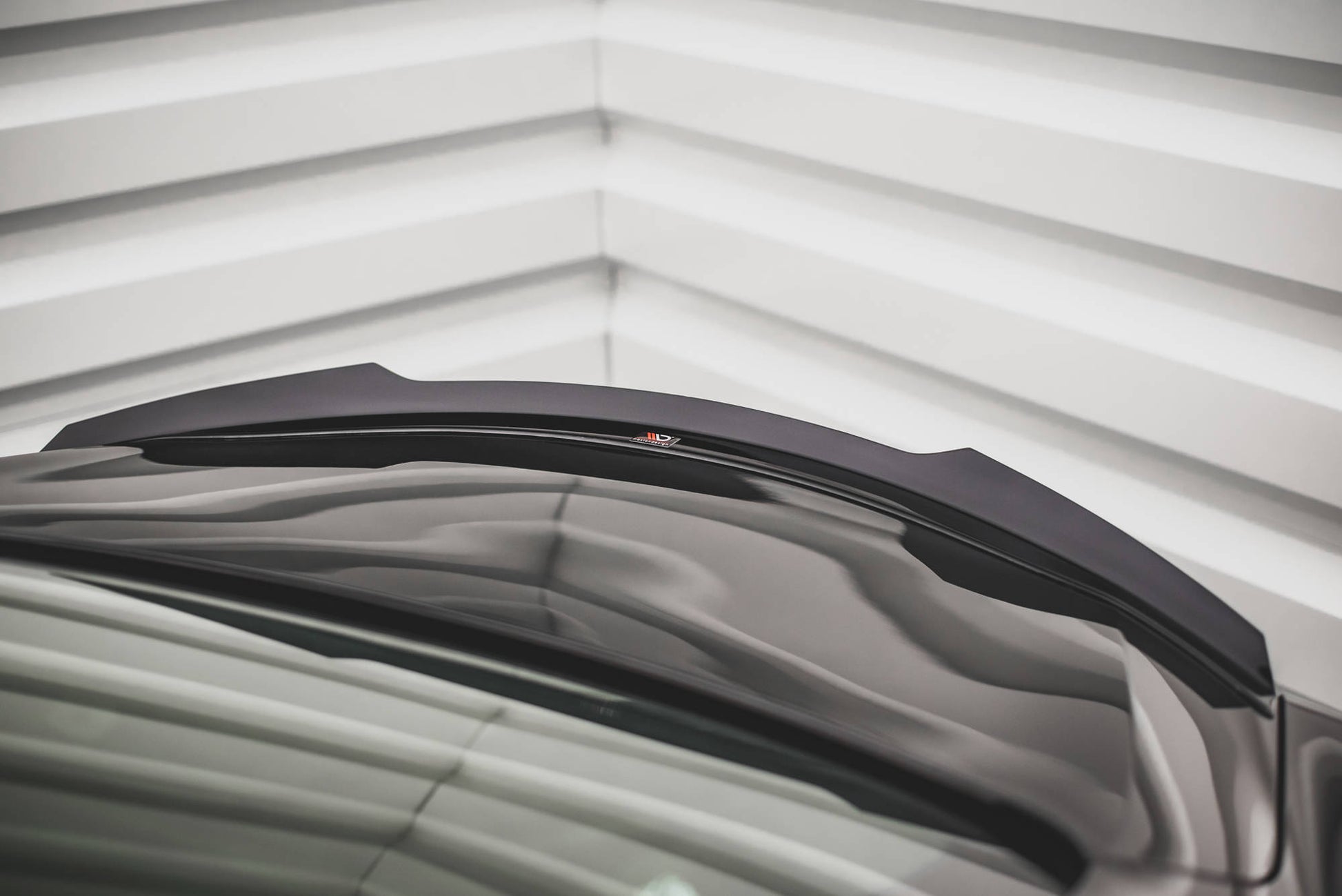 Spoiler CAP für Infiniti Q60 S Mk2 schwarz Hochglanz