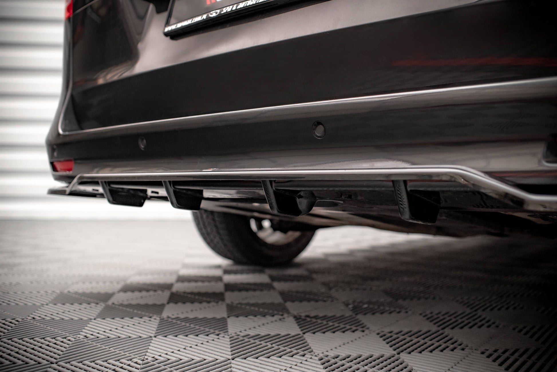 Mittlerer Diffusor Heck Ansatz DTM Look für Mercedes-Benz V-Klasse AMG-Line W447 Facelift Carbon Look