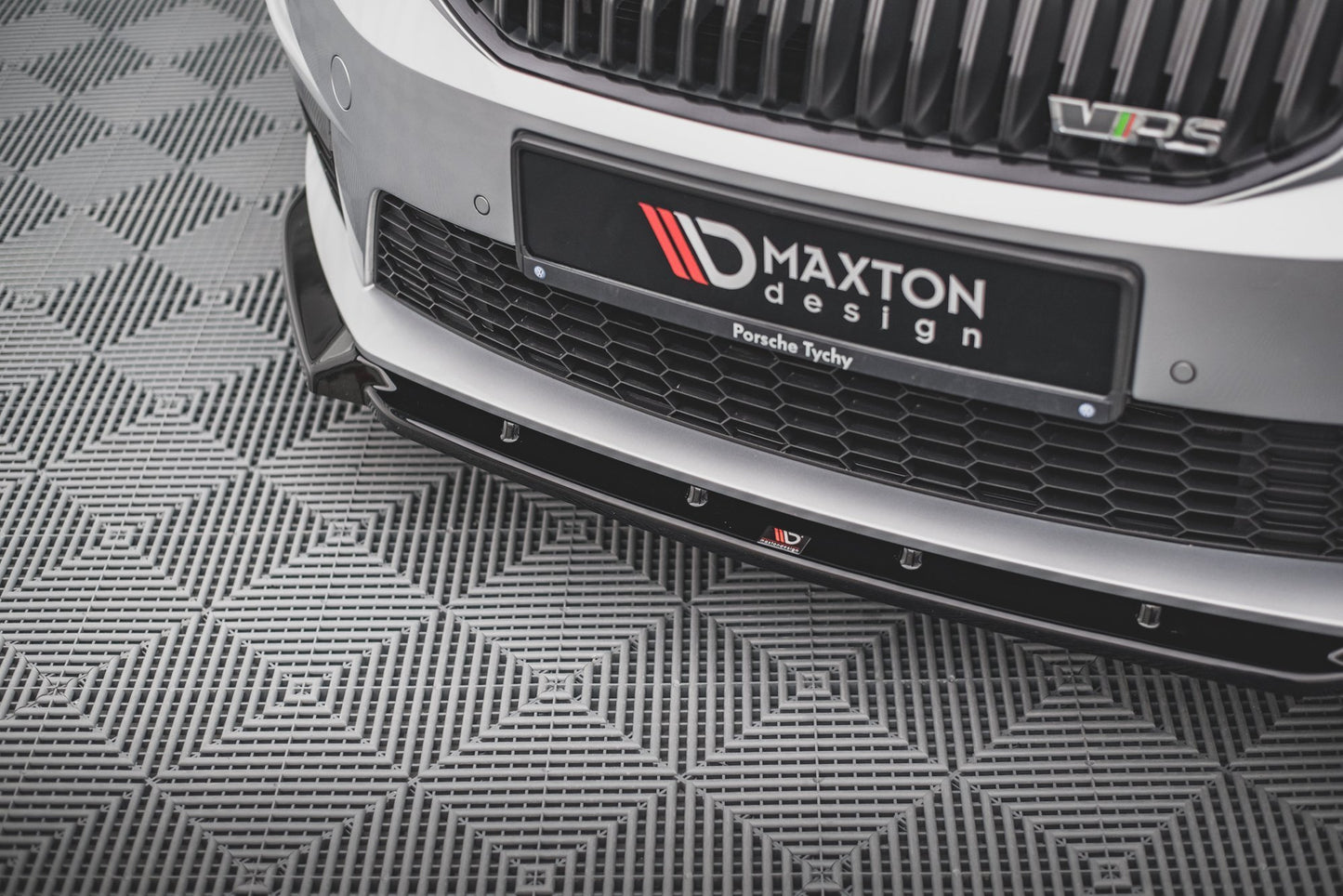 Front Ansatz V.3 für Skoda Octavia RS Mk3 schwarz matt
