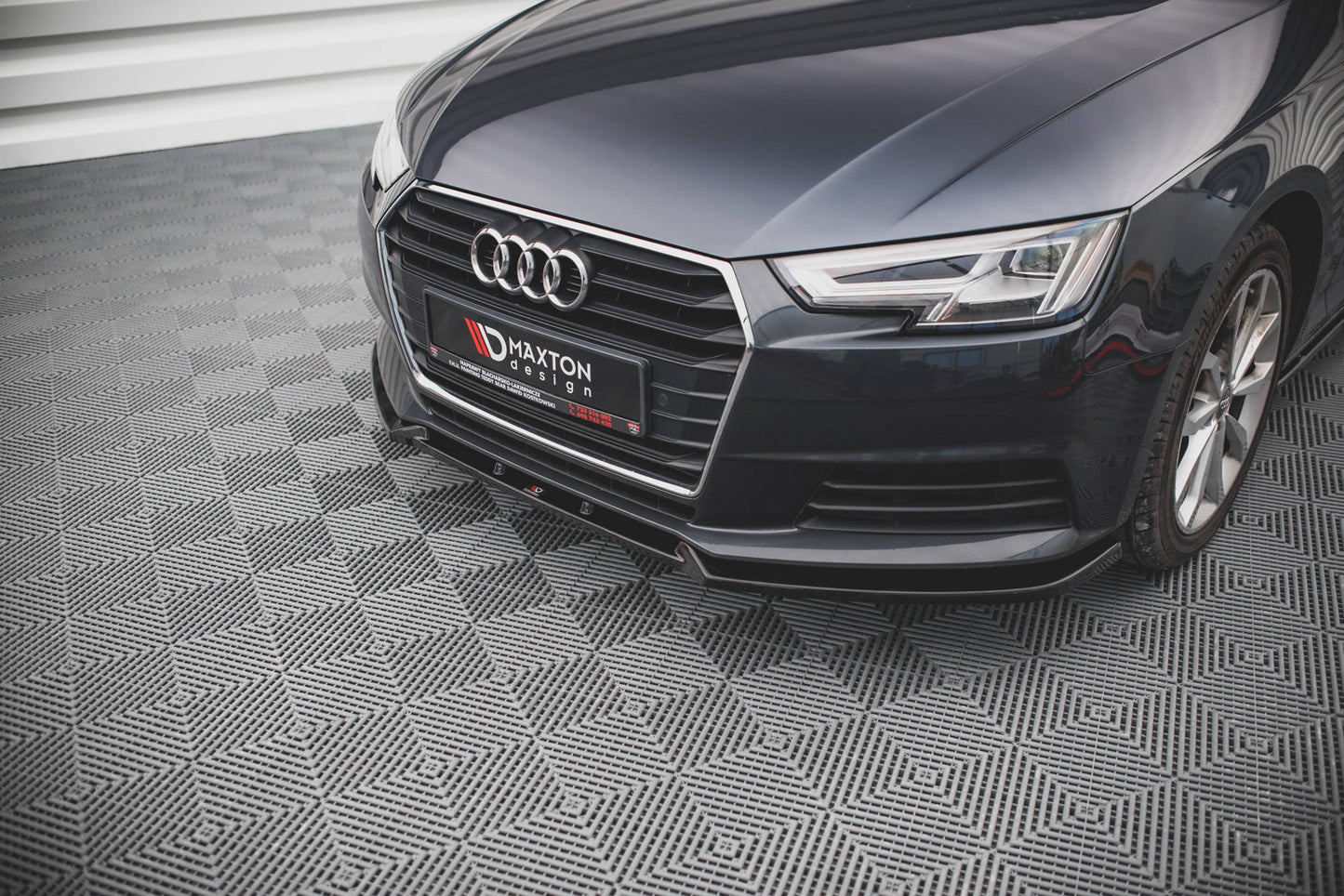 Front Ansatz V.1 für Audi A4 B9 schwarz Hochglanz