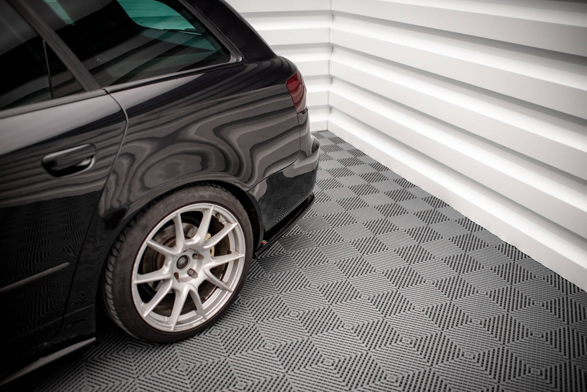 Heck Ansatz Flaps Diffusor für Seat Exeo schwarz matt