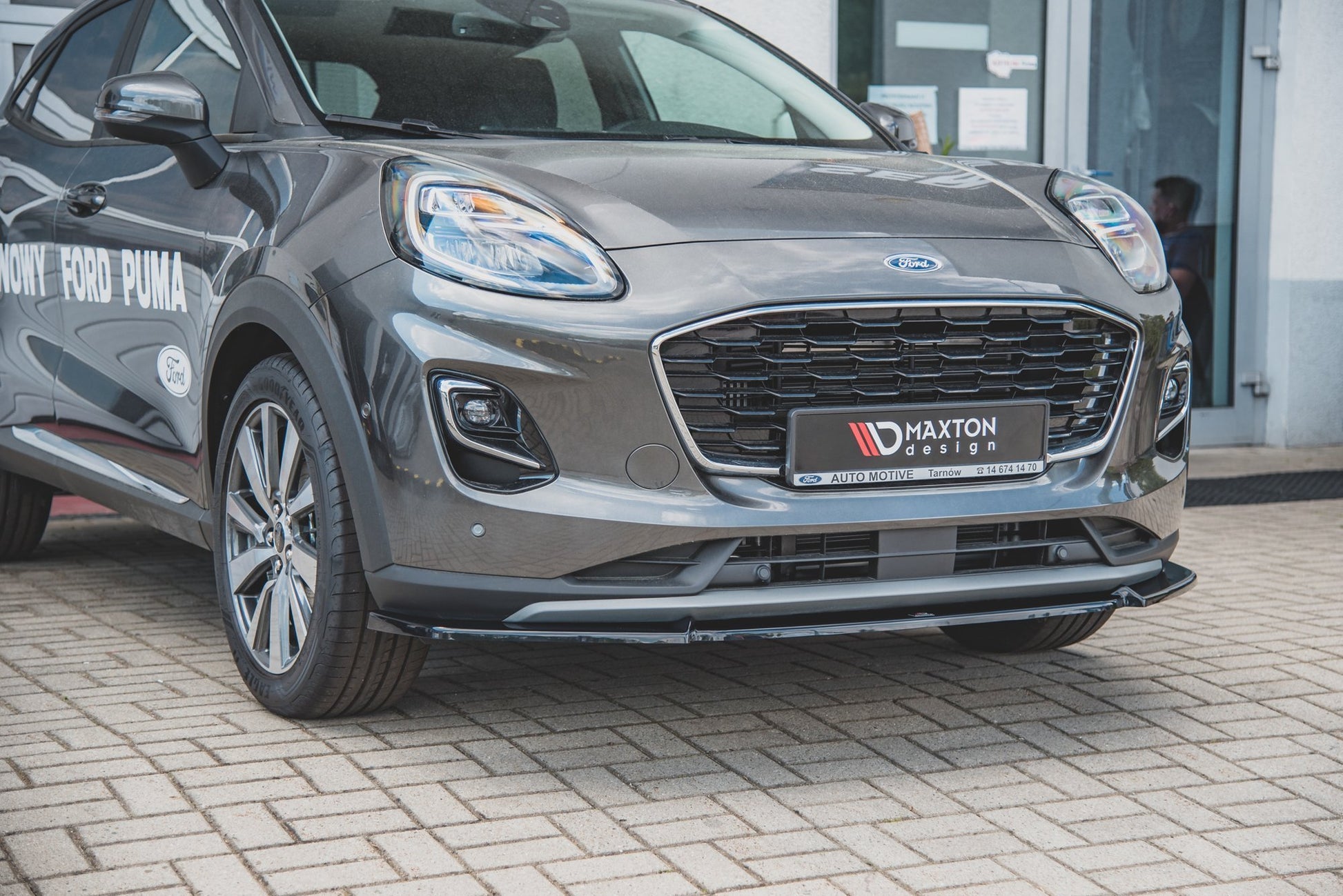 Front Ansatz für Ford Puma  schwarz Hochglanz