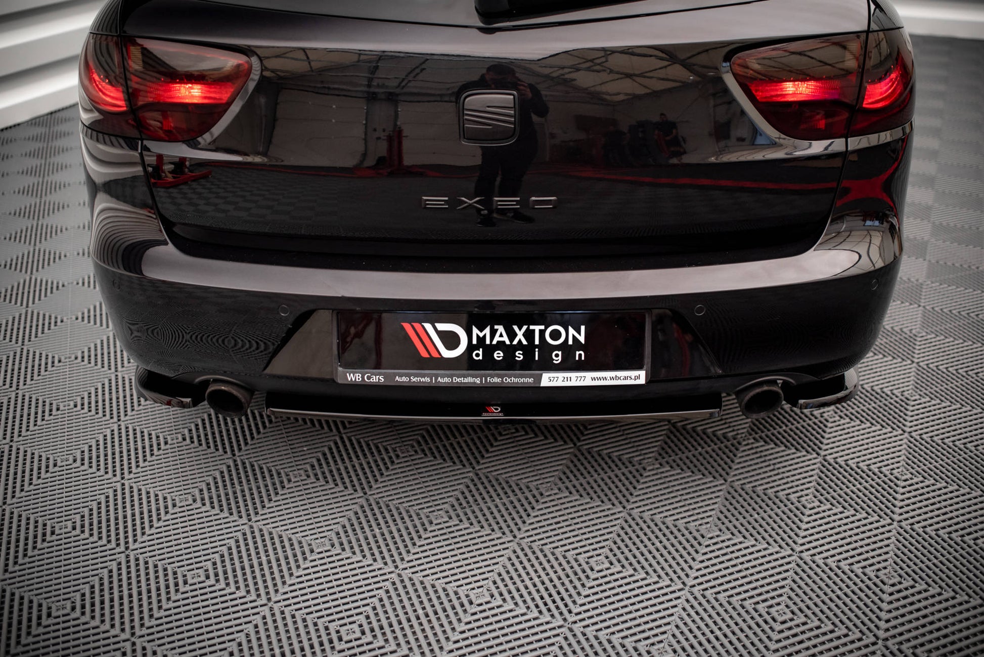 Mittlerer Diffusor Heck Ansatz für Seat Exeo Carbon Look