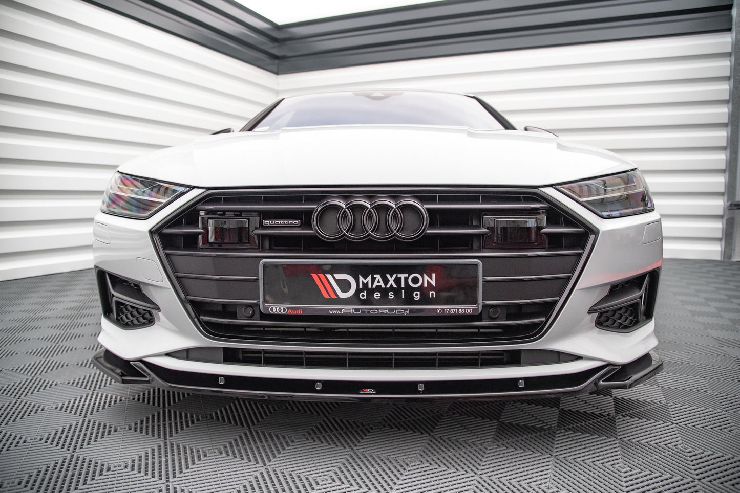 Front Ansatz V.1 für Audi A7 C8 schwarz Hochglanz