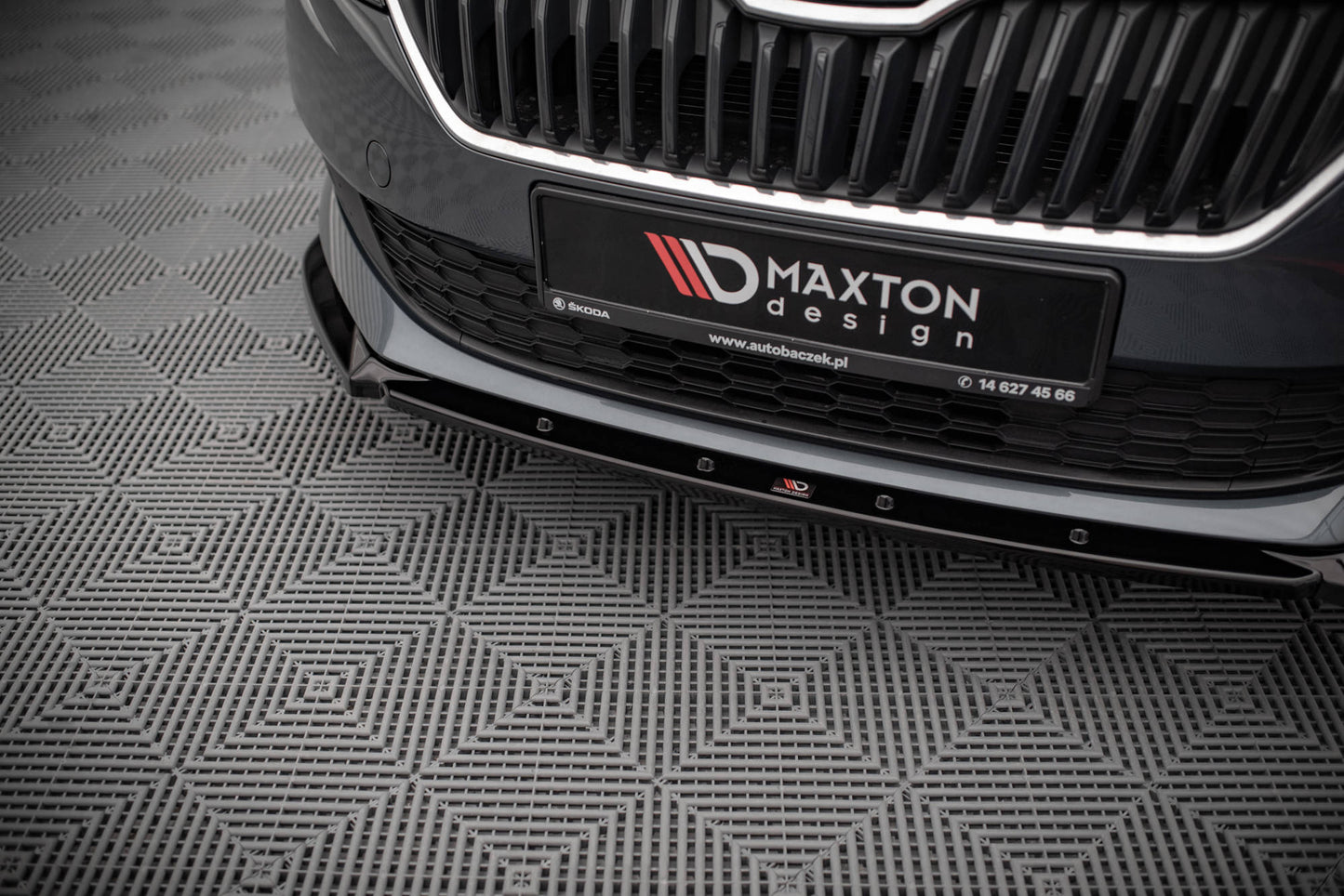 Front Ansatz für Skoda Fabia Mk3 Facelift schwarz Hochglanz