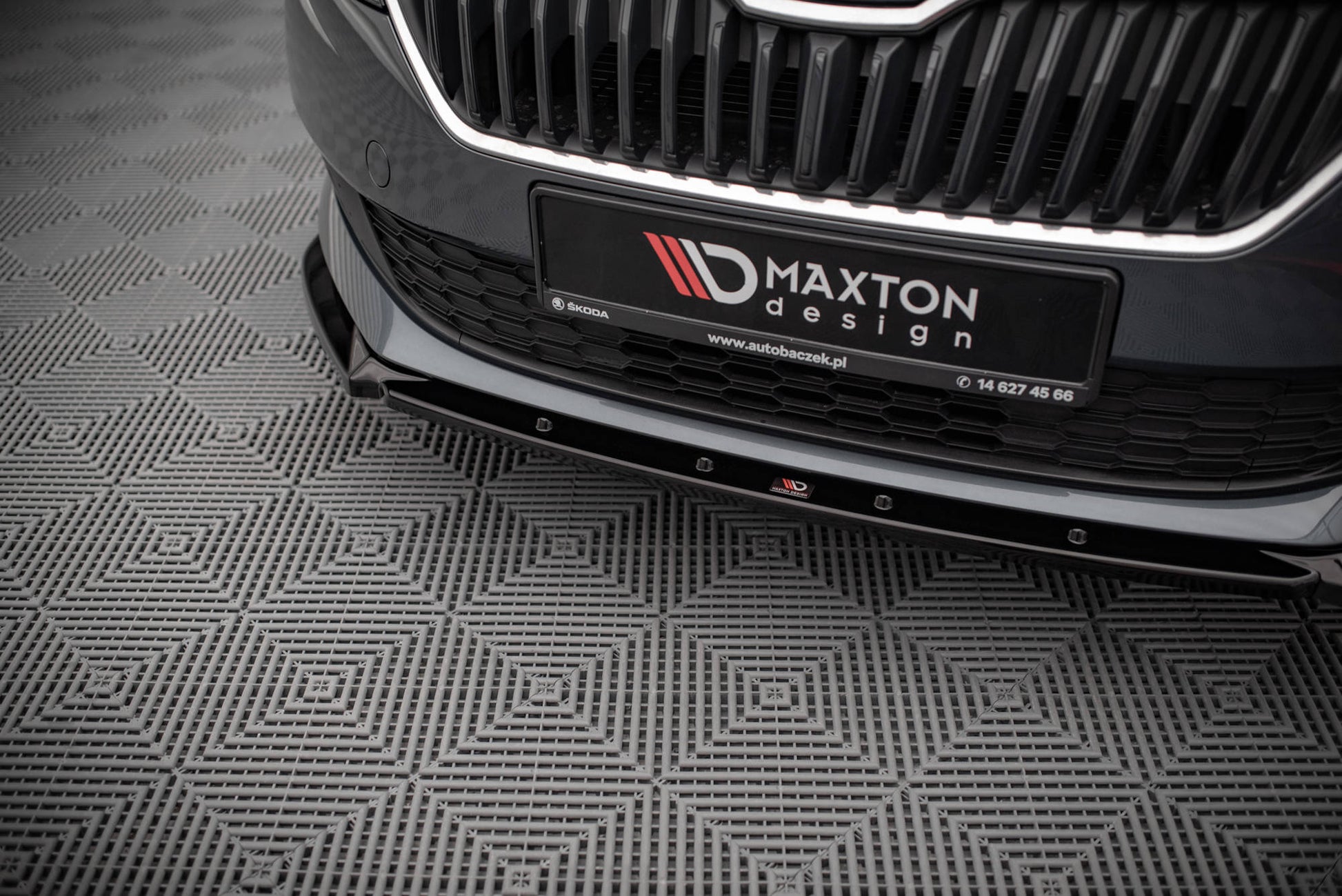 Front Ansatz für Skoda Fabia Mk3 Facelift schwarz Hochglanz