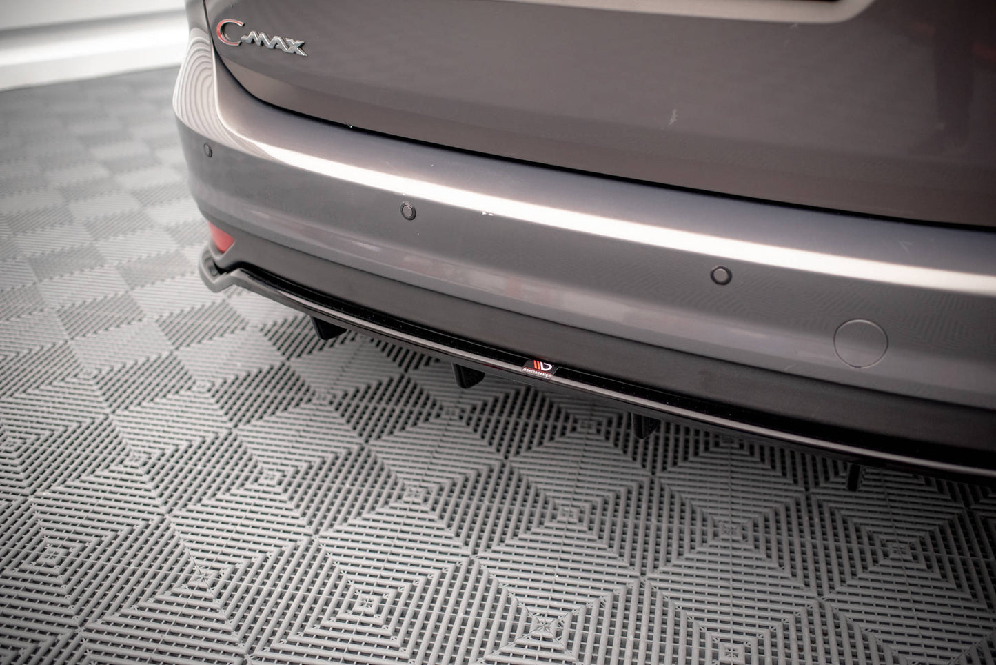 Mittlerer Diffusor Heck Ansatz DTM Look für Ford C-Max Mk2 schwarz matt