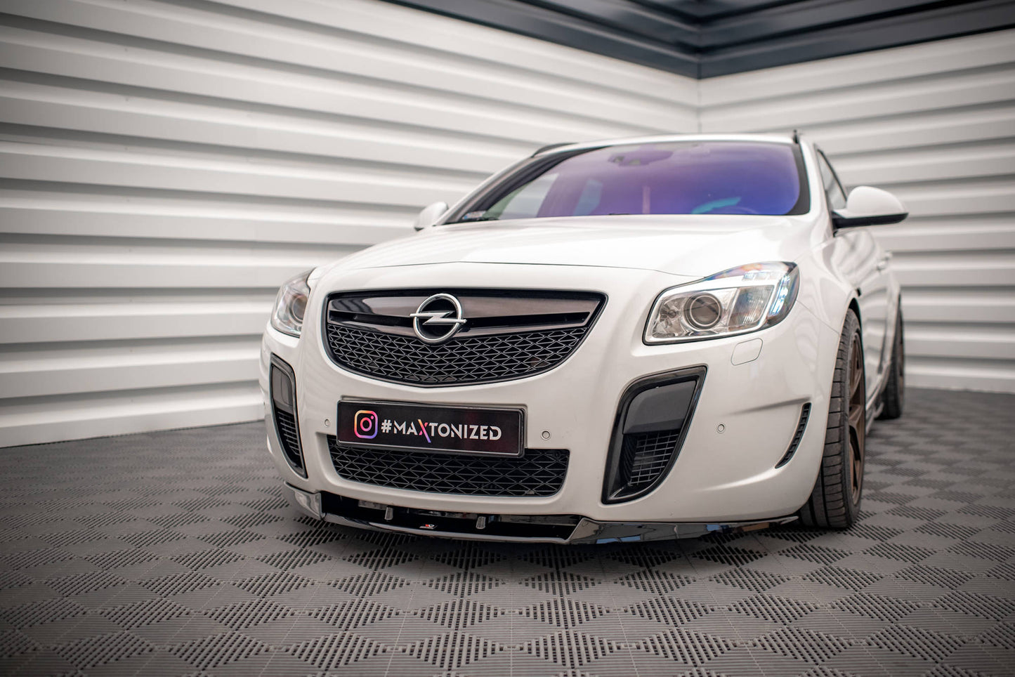 Front Ansatz V.1 für Opel Insignia OPC Mk1 schwarz Hochglanz