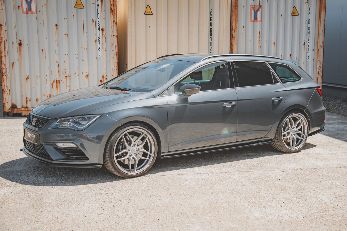 Seitenschweller Ansatz für V.5 Seat Leon Cupra / FR Mk3 FL schwarz Hochglanz