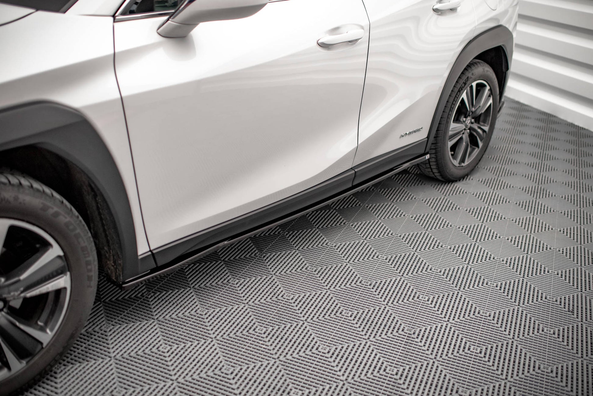 Seitenschweller Ansatz für Lexus UX Mk1 schwarz Hochglanz