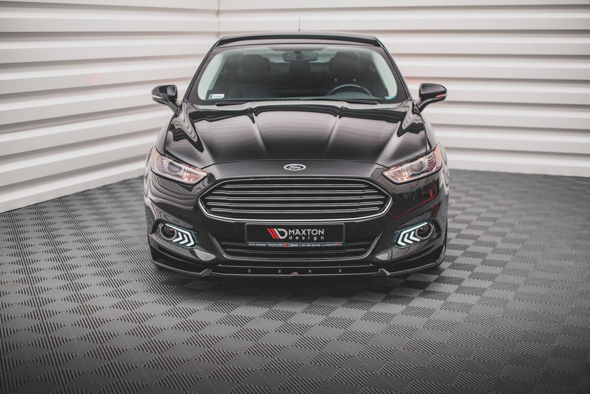 Front Ansatz für Ford Mondeo Mk5 Carbon Look