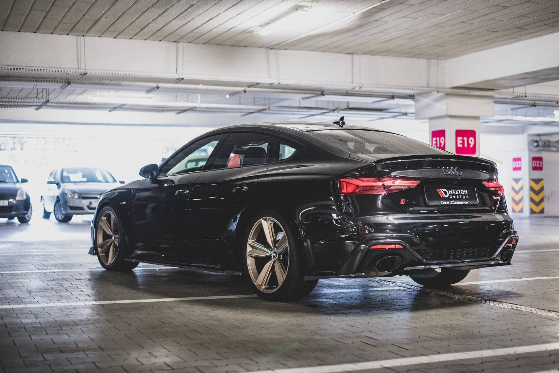 Heck Ansatz Flaps Diffusor für Audi RS5 F5 Facelift schwarz matt
