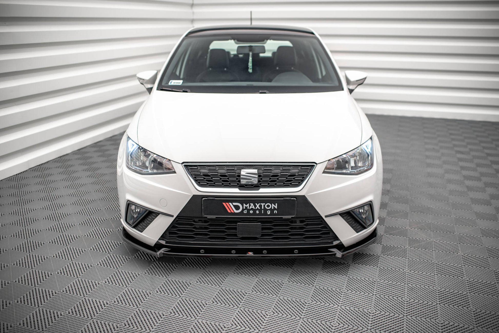 Front Ansatz V.1 für Seat Ibiza FR/ Standard Mk5 schwarz matt