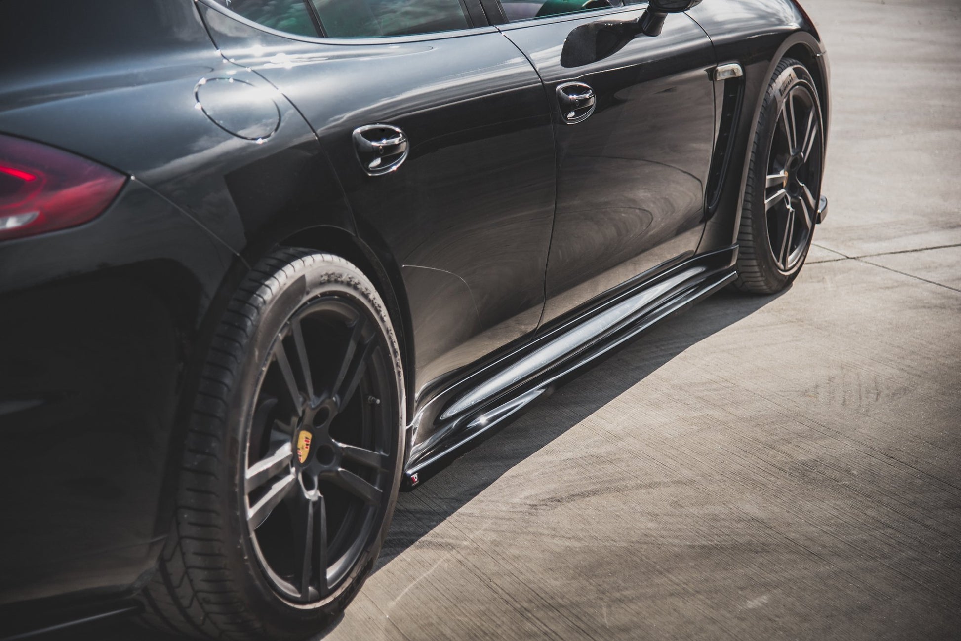 Seitenschweller Ansatz für V.1 für Porsche Panamera Turbo 970 Facelift schwarz matt