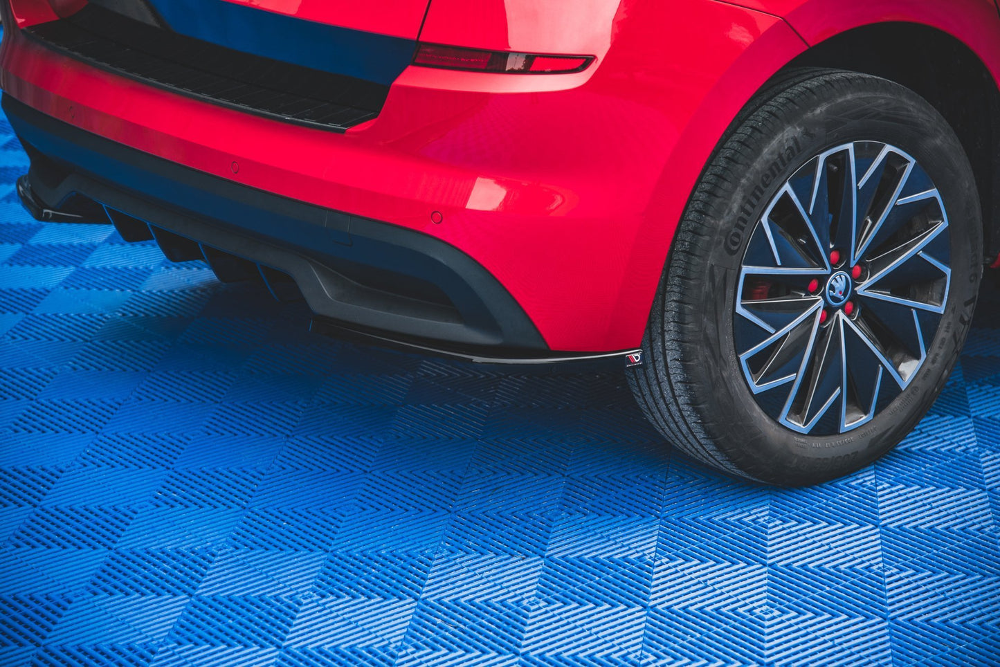 Heck Ansatz Flaps Diffusor für Skoda Kamiq schwarz Hochglanz