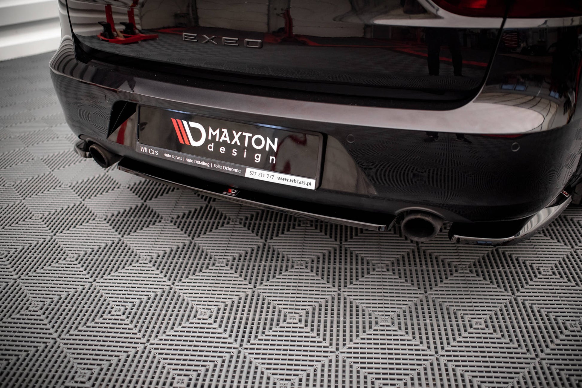 Mittlerer Diffusor Heck Ansatz für Seat Exeo Carbon Look