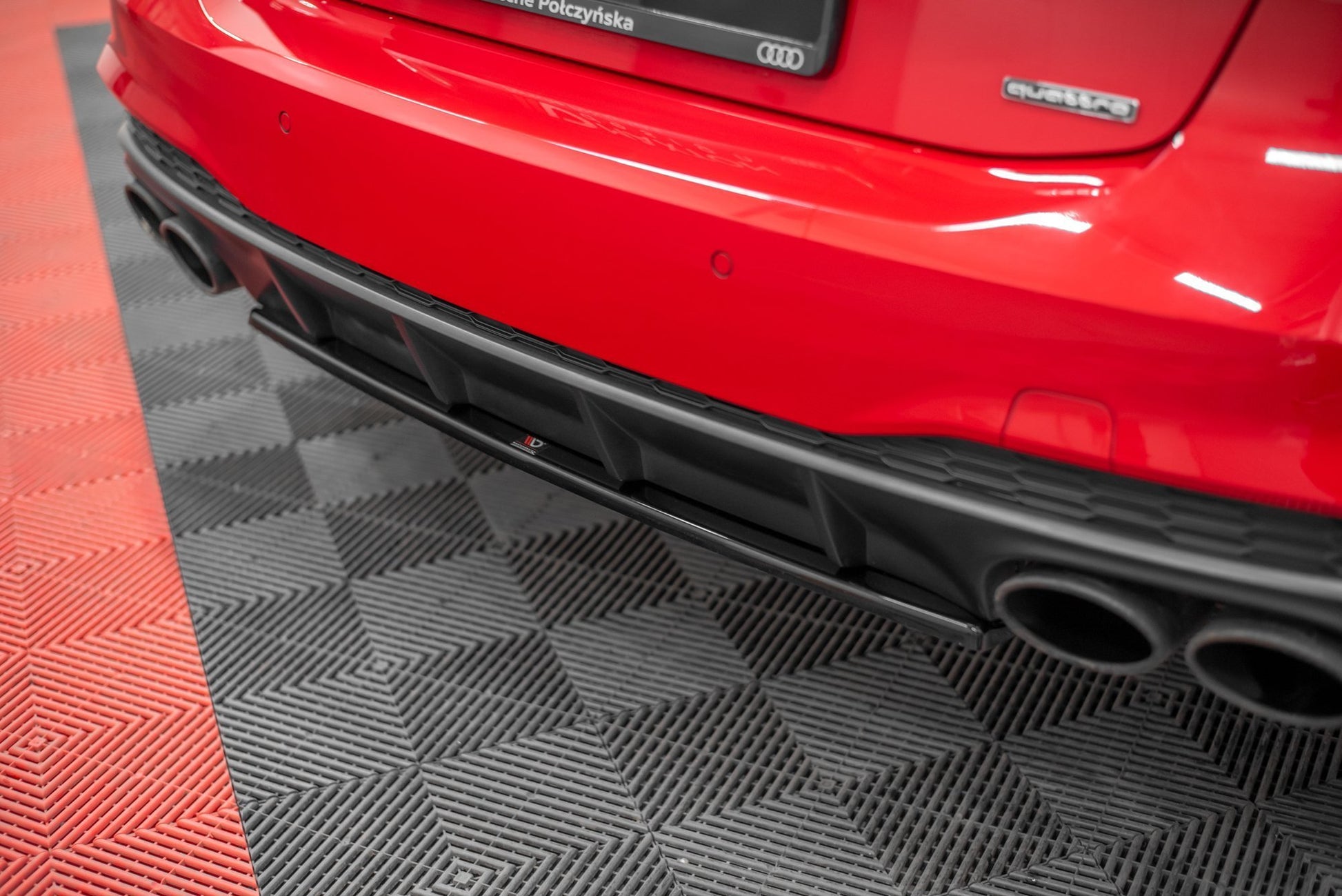 Mittlerer Diffusor Heck Ansatz für Audi S7 C8 schwarz matt