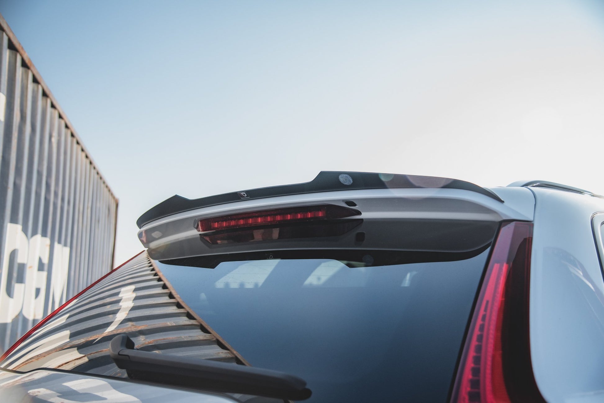 Spoiler CAP für Volvo XC60 Mk2 R-Design schwarz matt