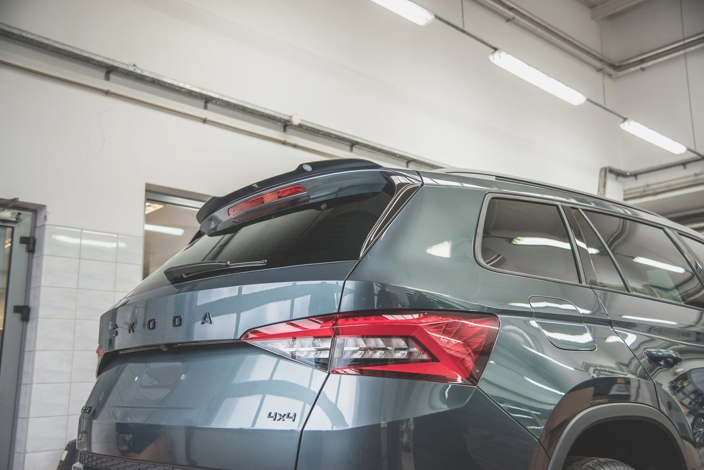 Spoiler CAP V.2 für Skoda Kodiaq Mk1 Sportline/RS Carbon Look