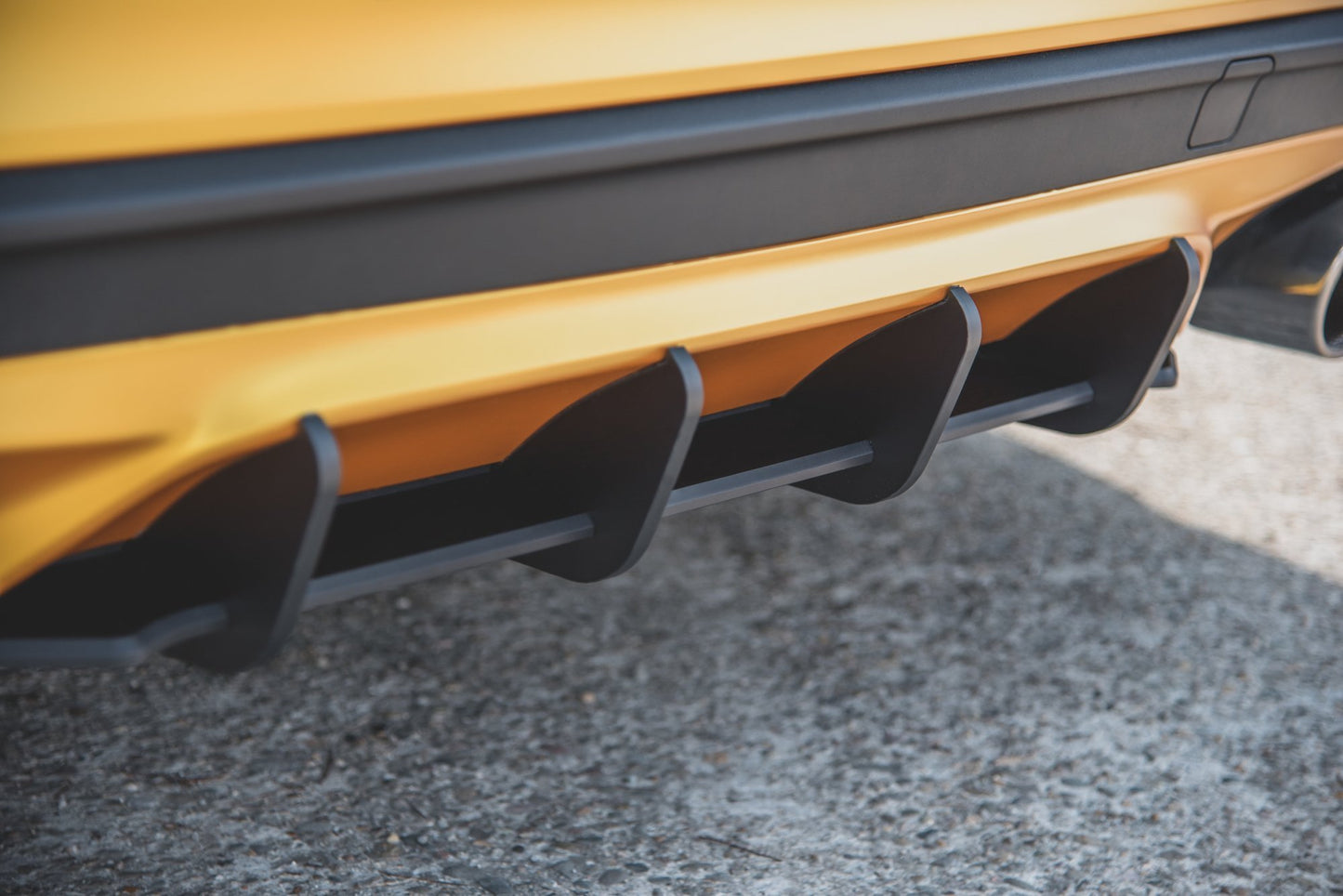 Robuste Racing Heckschürze für Ford Focus ST Mk4
