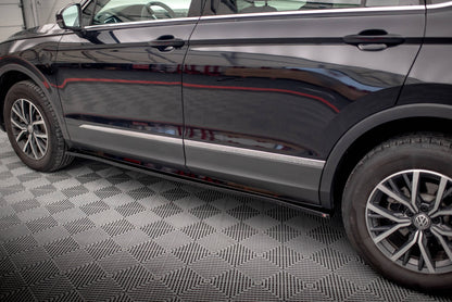 Seitenschweller Ansatz für Volkswagen Tiguan Allspace Mk2 schwarz Hochglanz