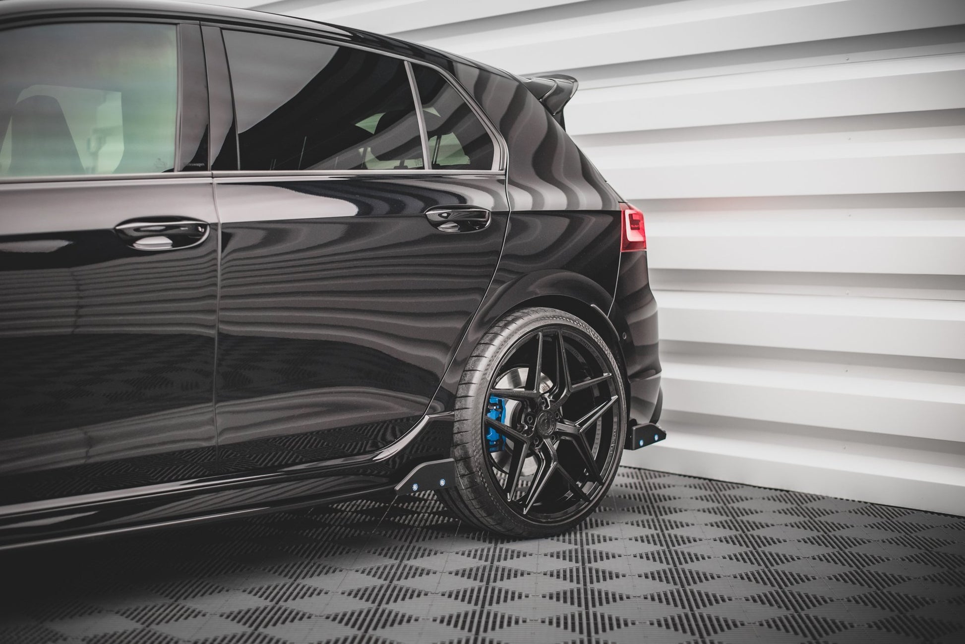 Seitenschweller Ansatz für + Flaps V.2 für Volkswagen Golf R Mk8