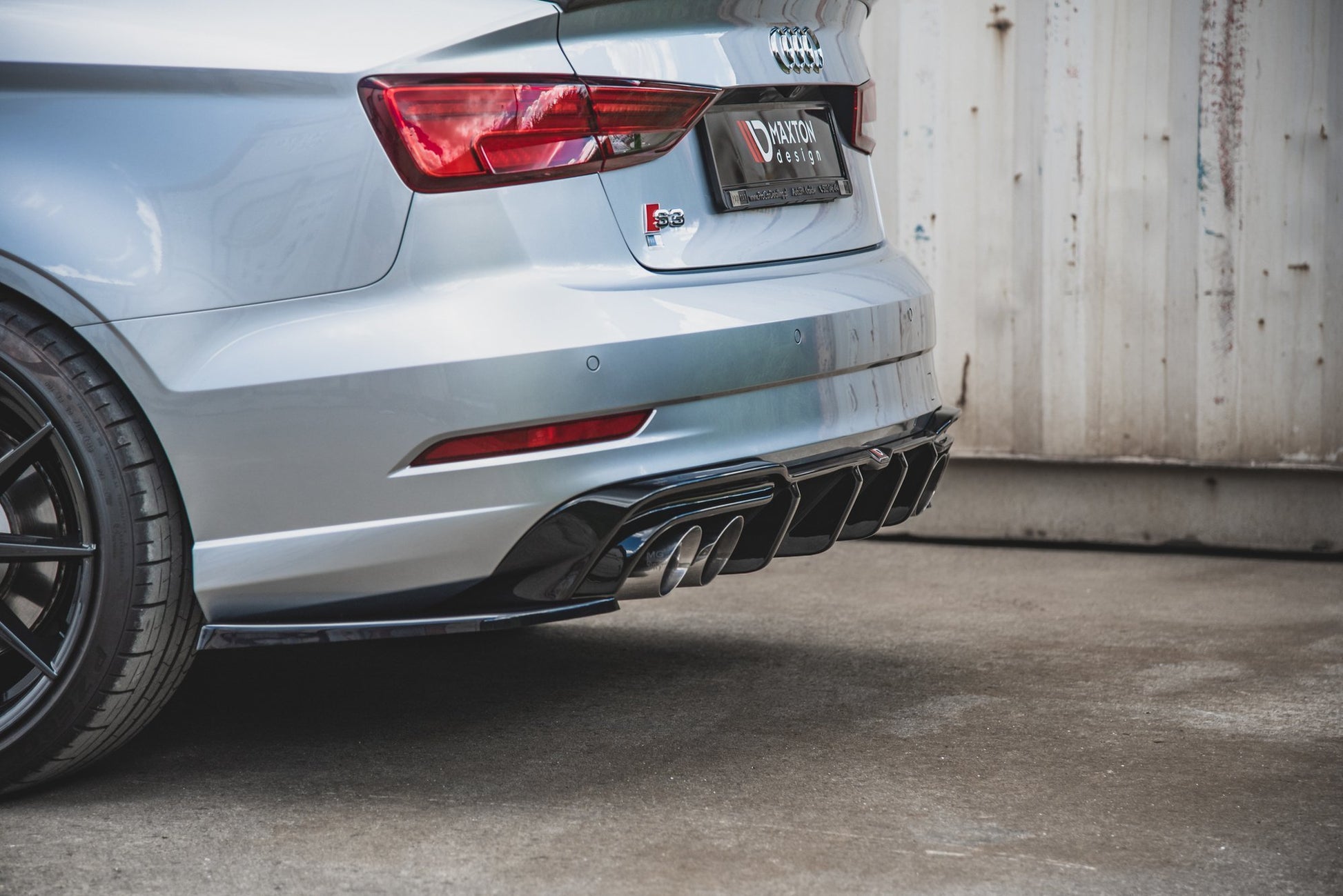 Heck Ansatz Flaps Diffusor V.2 für Audi S3 Limousine 8V Facelift schwarz matt