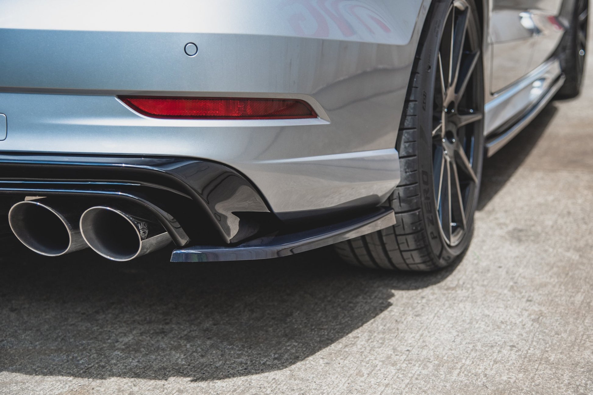Heck Ansatz Flaps Diffusor V.2 für Audi S3 Limousine 8V Facelift Carbon Look