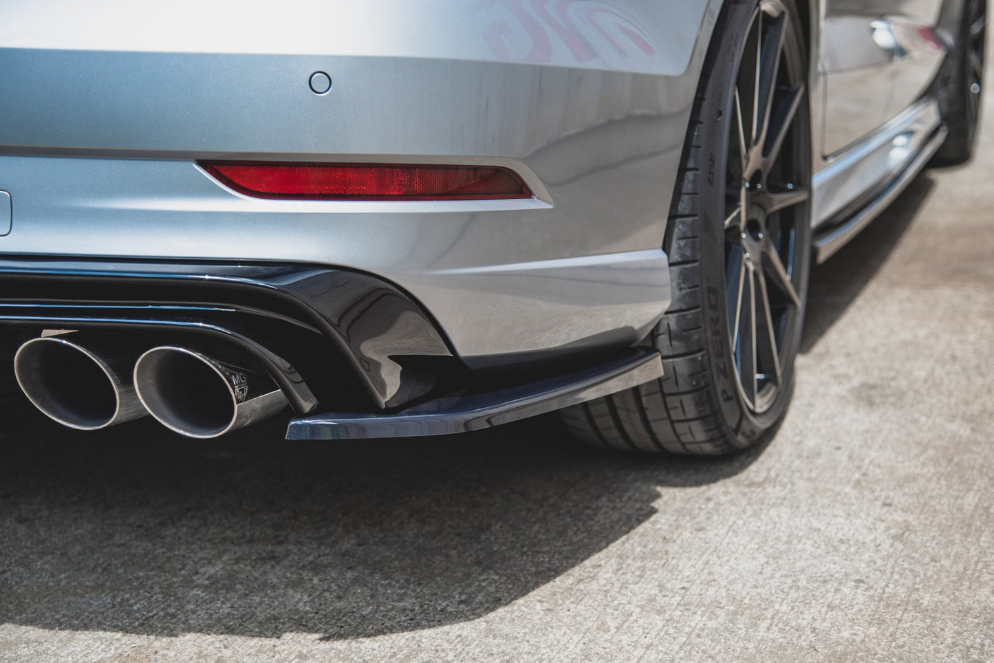 Heck Ansatz Flaps Diffusor V.2 für Audi S3 Limousine 8V Facelift schwarz matt