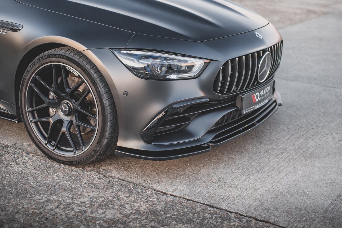 Front Ansatz V.1 für Mercedes-AMG GT 53 4-Door Coupe schwarz Hochglanz