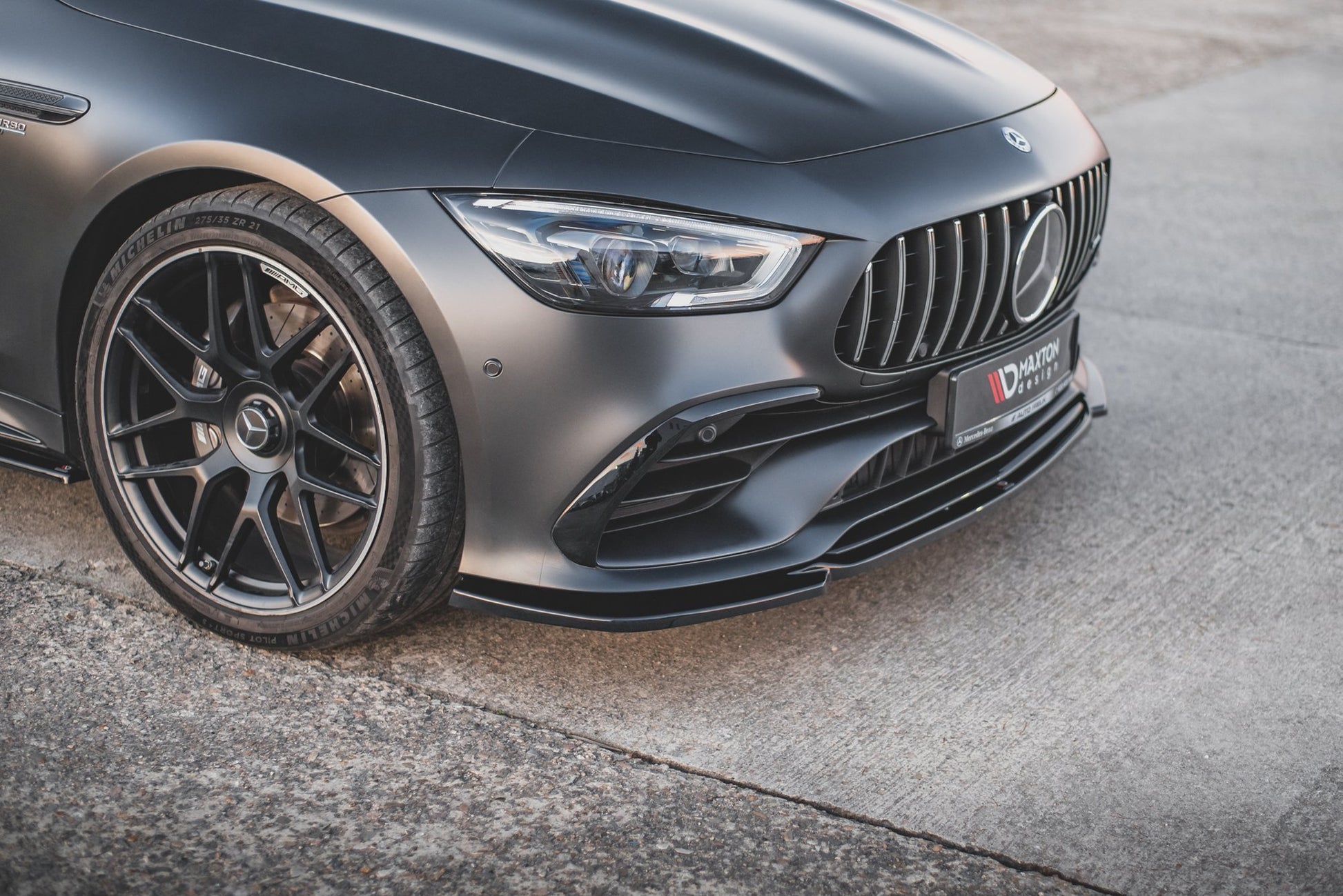 Front Ansatz V.1 für Mercedes-AMG GT 53 4-Door Coupe schwarz Hochglanz