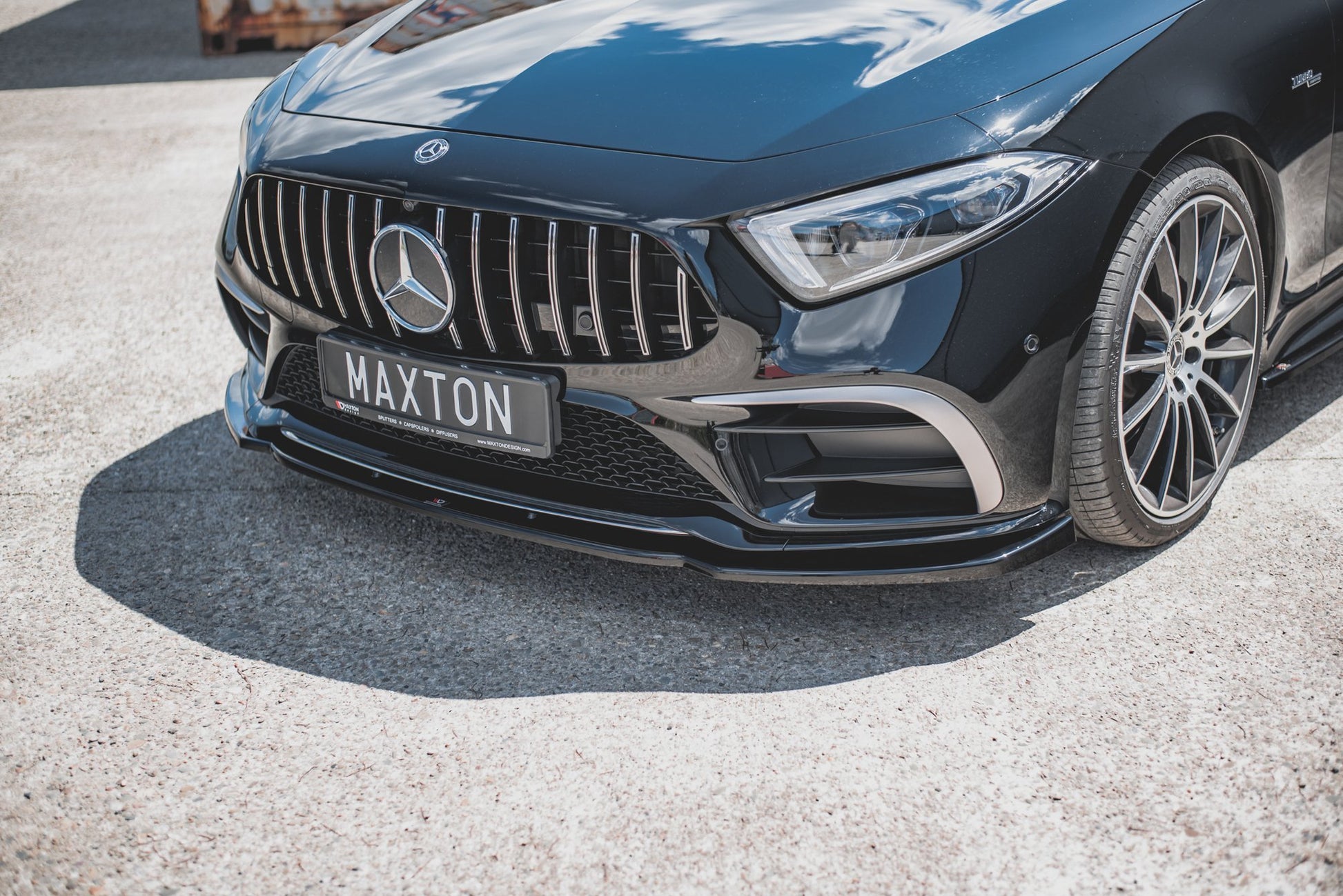 Front Ansatz V.2 für Mercedes-Benz CLS AMG-Line / 53AMG C257 Carbon Look