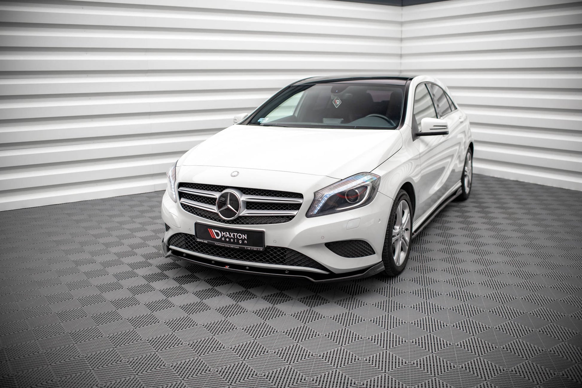 Front Ansatz V.2 für Mercedes-Benz A W176 schwarz matt