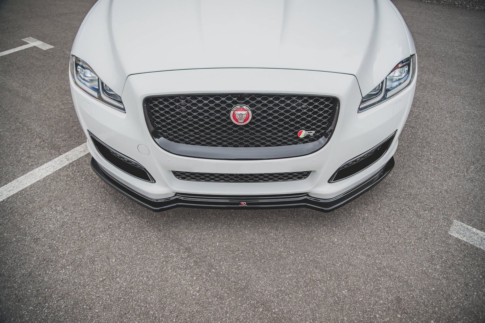 Front Ansatz für Jaguar XJ X351 Facelift schwarz matt