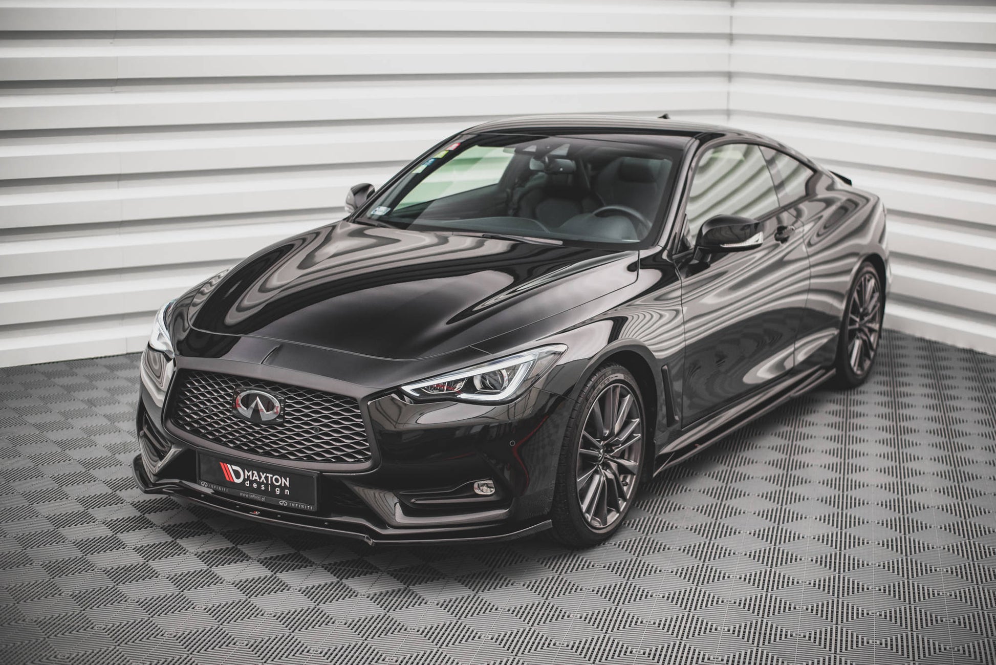 Front Ansatz für Infiniti Q60 S Mk2 schwarz matt