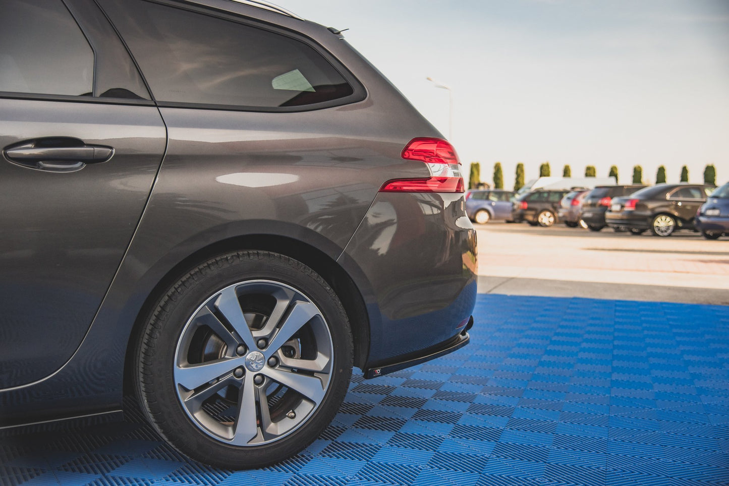 Heck Ansatz Flaps Diffusor V.2 für Peugeot 308 SW Mk2 Facelift schwarz matt