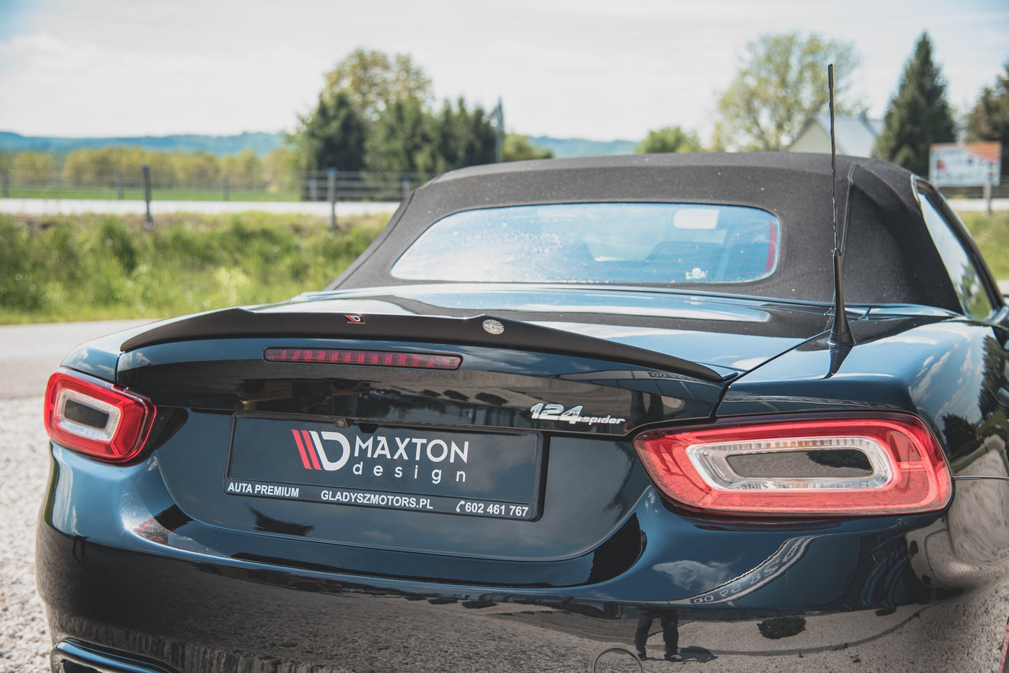 Spoiler CAP für Fiat 124 Spider Abarth Carbon Look