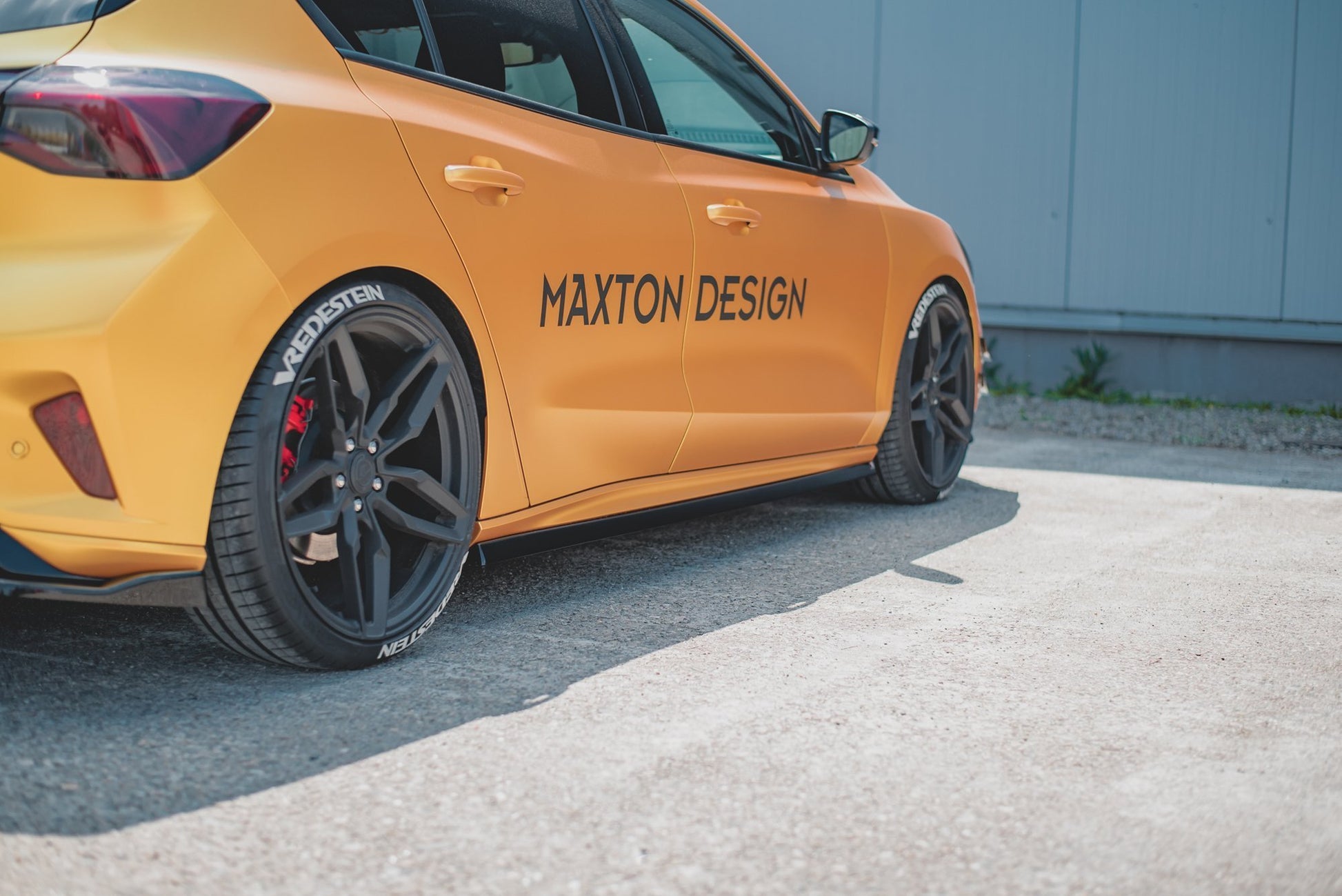 Seitenschweller Ansatz für V.5 Ford Focus ST / ST-Line Mk4 schwarz matt