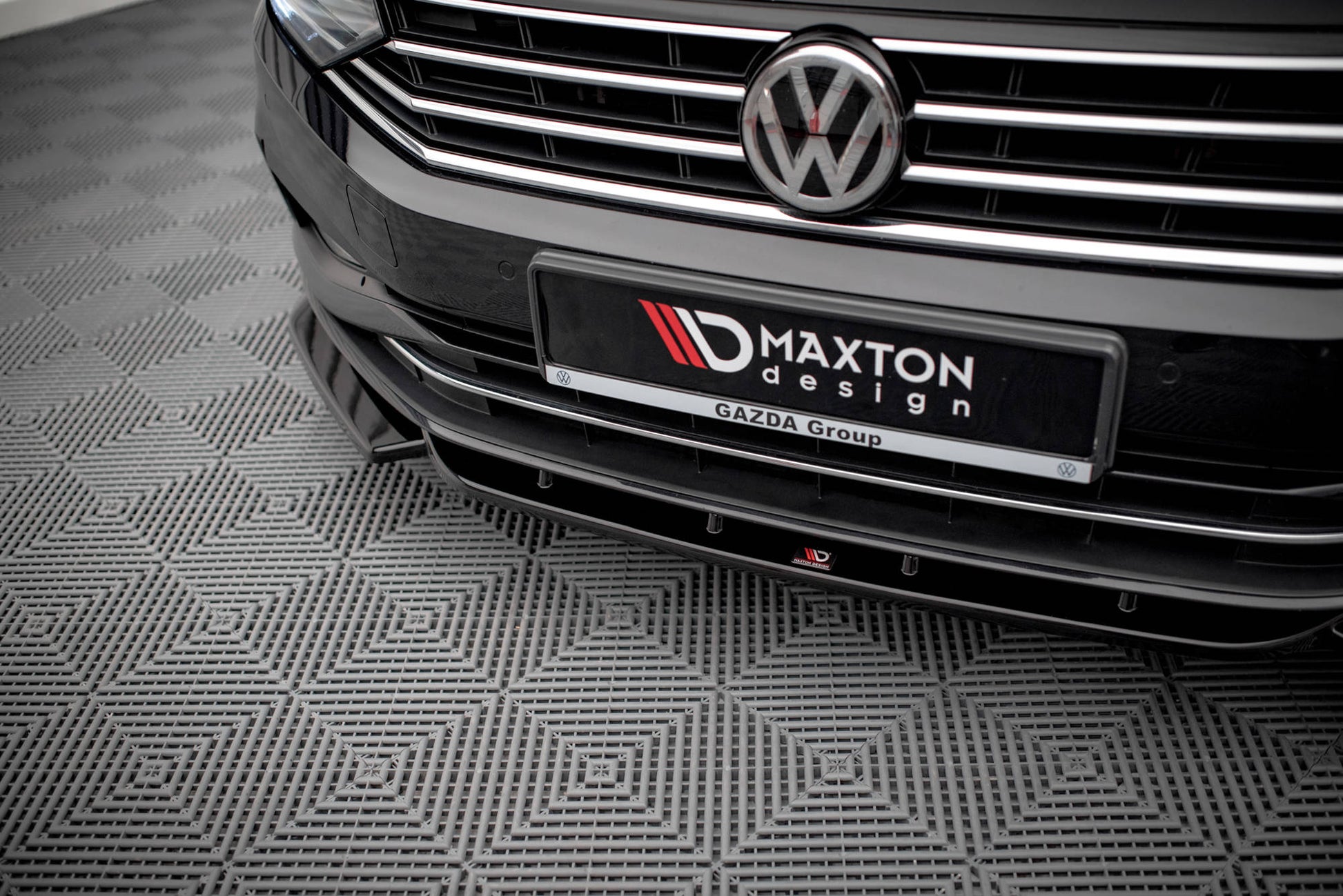 Front Ansatz V.1 für Volkswagen Passat B8 Facelift Carbon Look