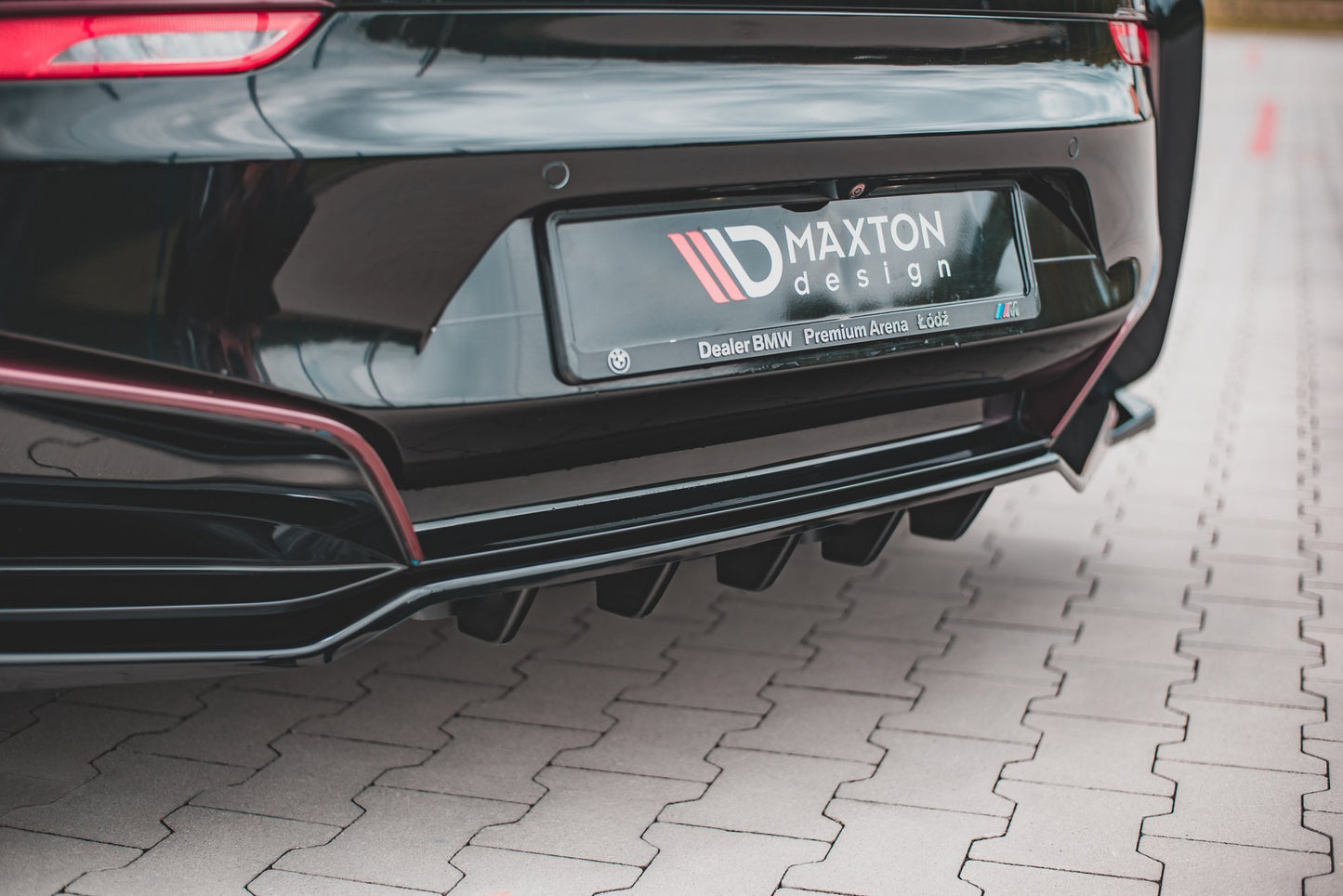 Mittlerer Diffusor Heck Ansatz DTM Look für BMW i8 schwarz Hochglanz