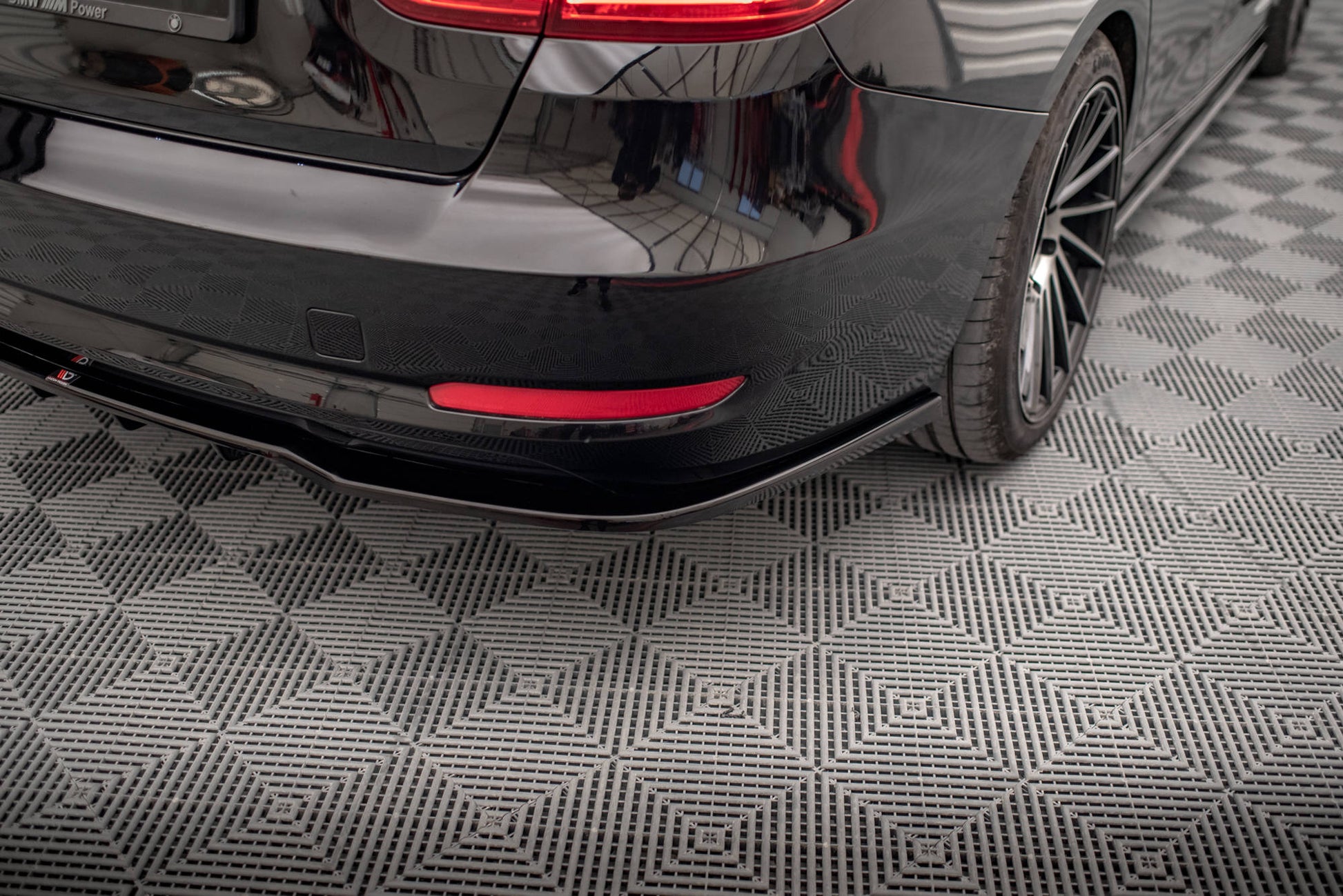 Mittlerer Diffusor Heck Ansatz DTM Look für BMW 3er GT F34 Carbon Look