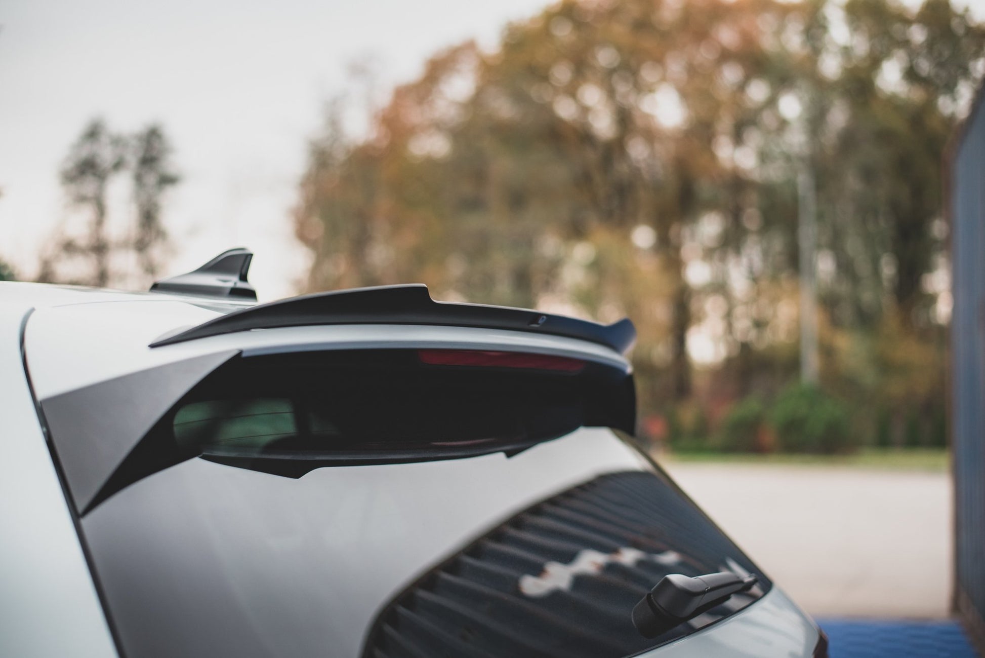 Spoiler CAP V.1 für Volkswagen Golf 8 GTI / R Carbon Look