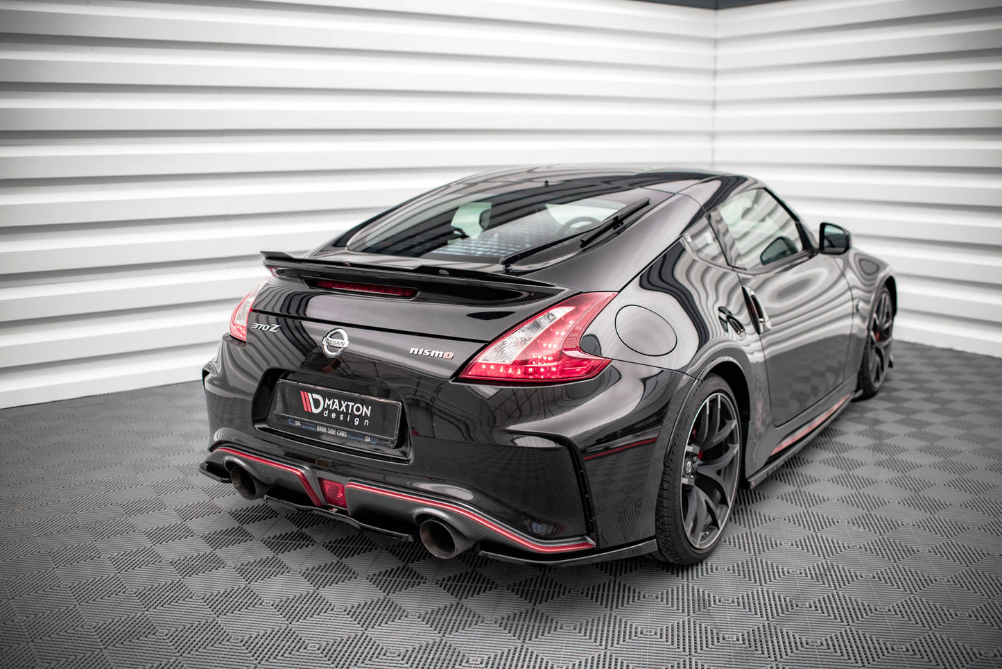 Mittlerer Diffusor Heck Ansatz für Nissan 370Z Nismo Facelift Carbon Look
