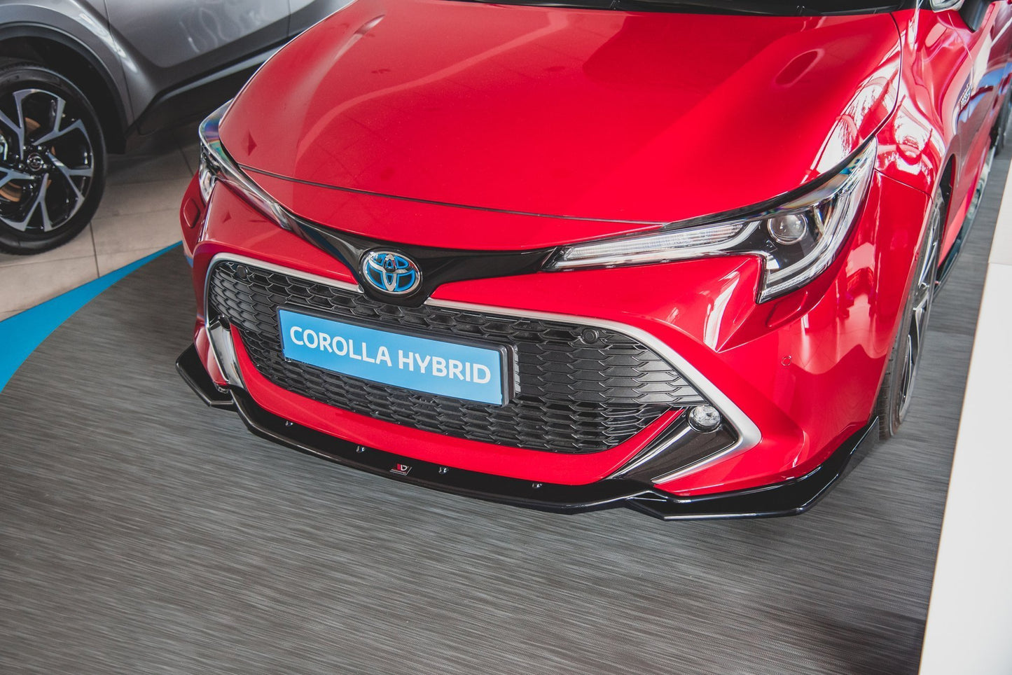 Front Ansatz V.2 für Toyota Corolla XII Touring Sports/ Hatchback Carbon Look