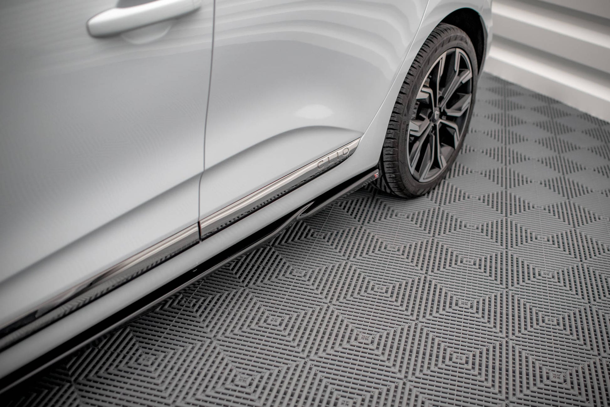 Seitenschweller Ansatz für Renault Clio Mk5 schwarz matt