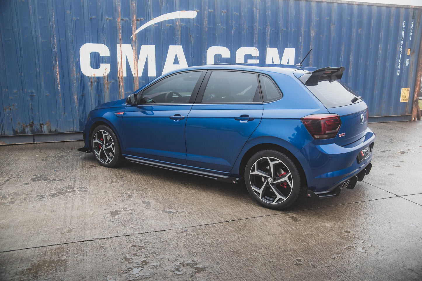 Robuste Racing Seitenschweller Ansatz für für + Flaps Volkswagen Polo GTI Mk6 schwarz Hochglanz