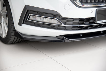 Front Ansatz V.1 für Skoda Octavia Mk4 Carbon Look
