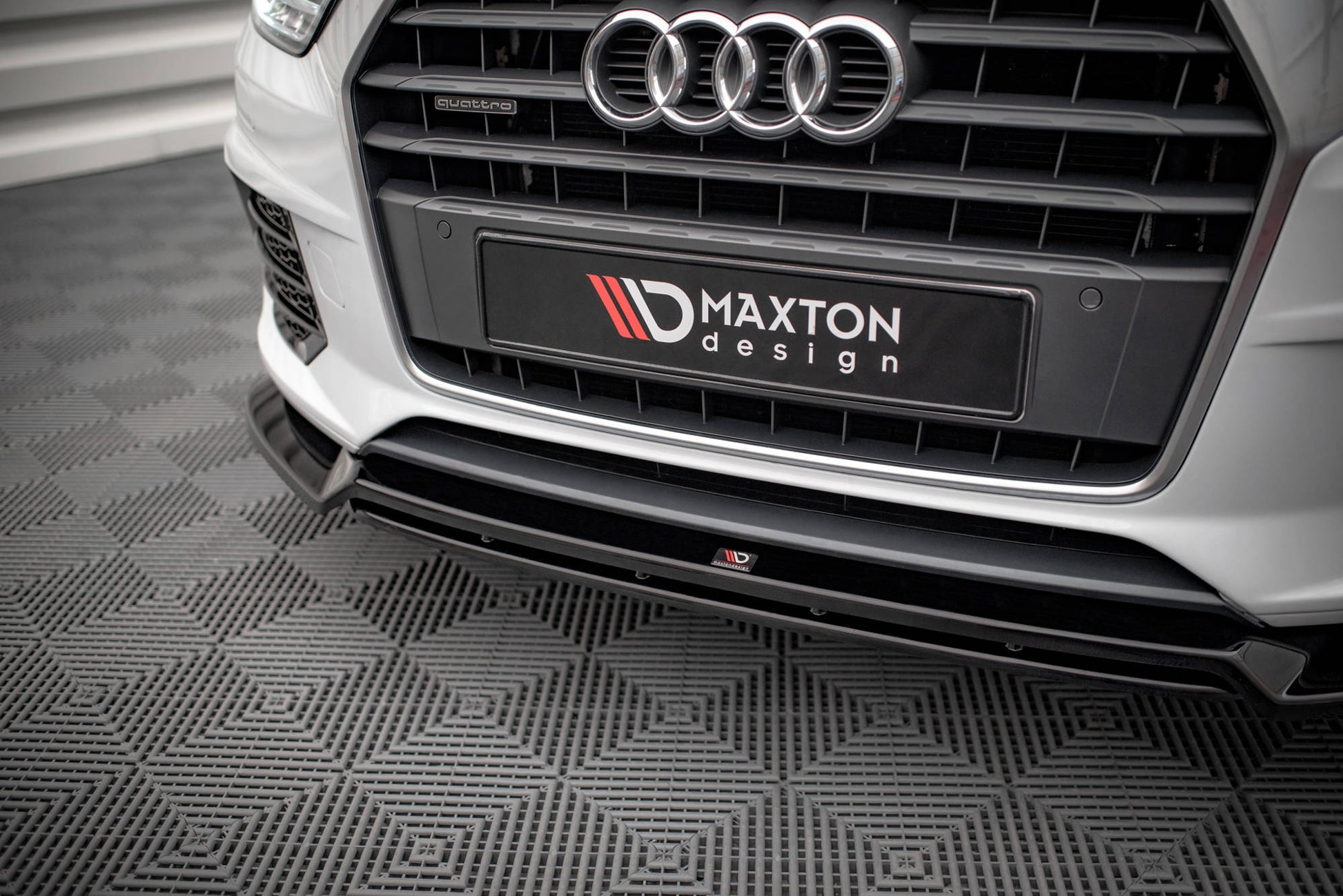 Front Ansatz V.2 für Audi Q3 8U Facelift Carbon Look