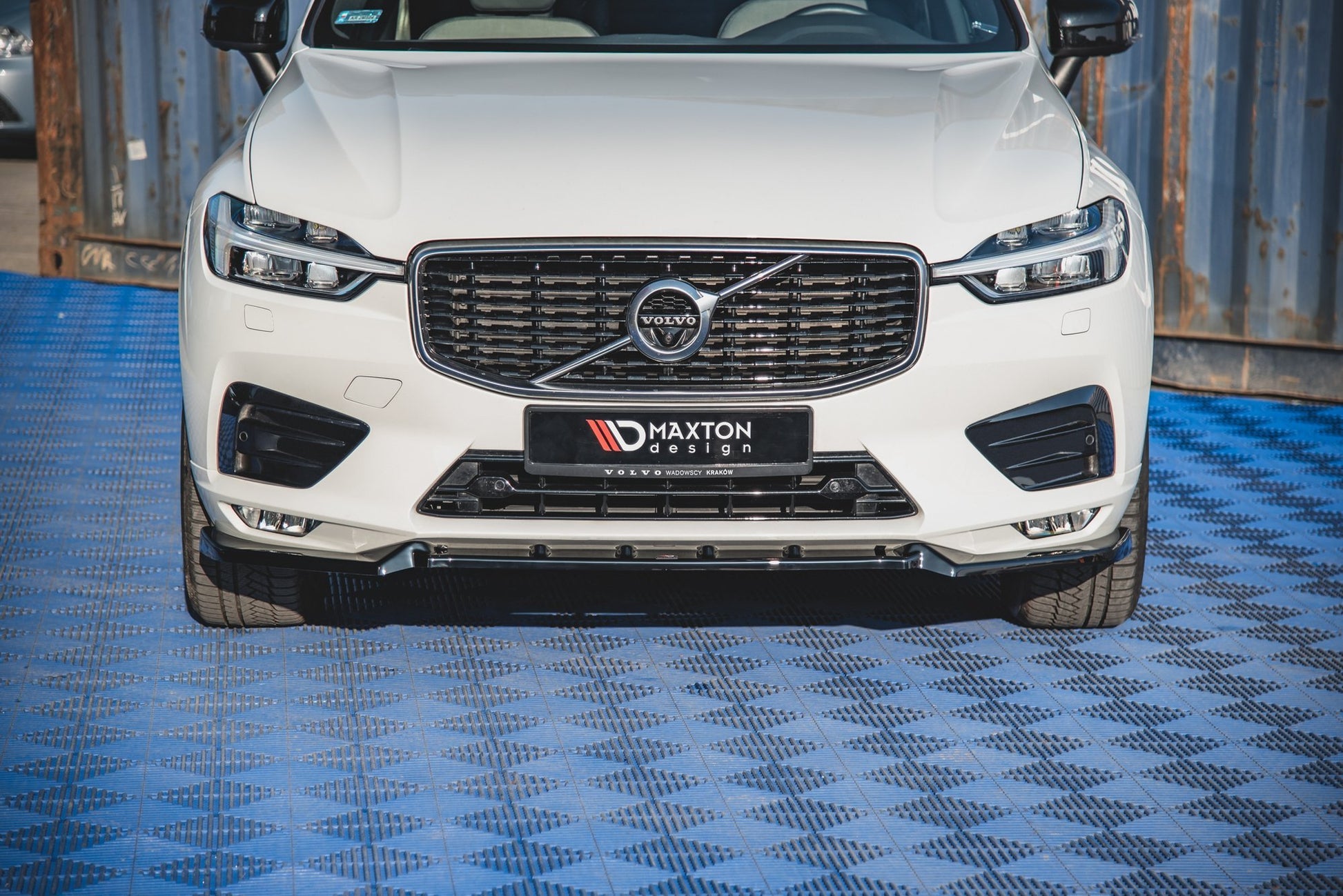 Front Ansatz V.2 für Volvo XC60 Mk2 R-Design schwarz matt